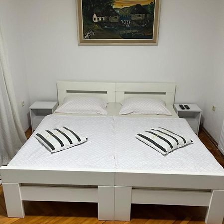 Apartman House Jasmina Bihać エクステリア 写真